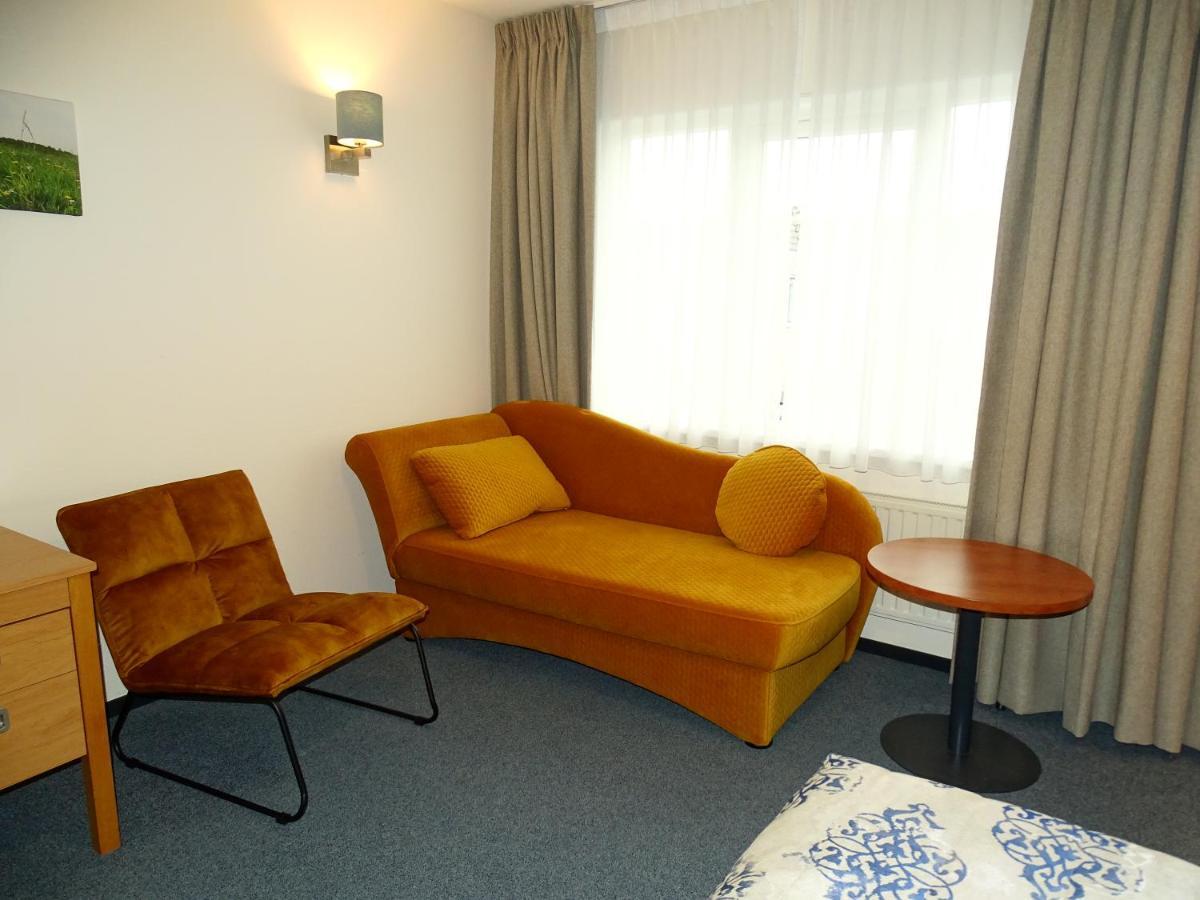Hotel Cafe Restaurant "De Kroon" Wissenkerke Luaran gambar