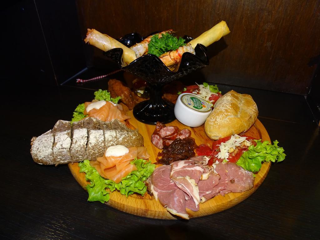 Hotel Cafe Restaurant "De Kroon" Wissenkerke Luaran gambar
